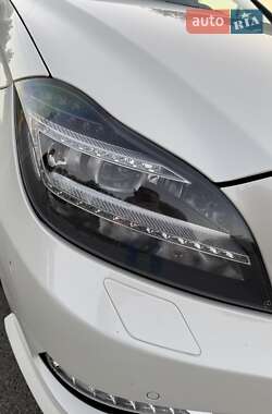Седан Mercedes-Benz CLS-Class 2012 в 