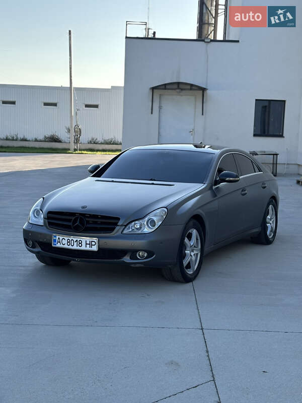 Mercedes-Benz CLS-Class 2005
