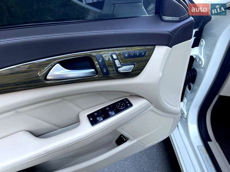 Седан Mercedes-Benz CLS-Class 2014 в Чернигове фото 22 Седан Mercedes-Benz CLS-Class 2014 в Чернигове