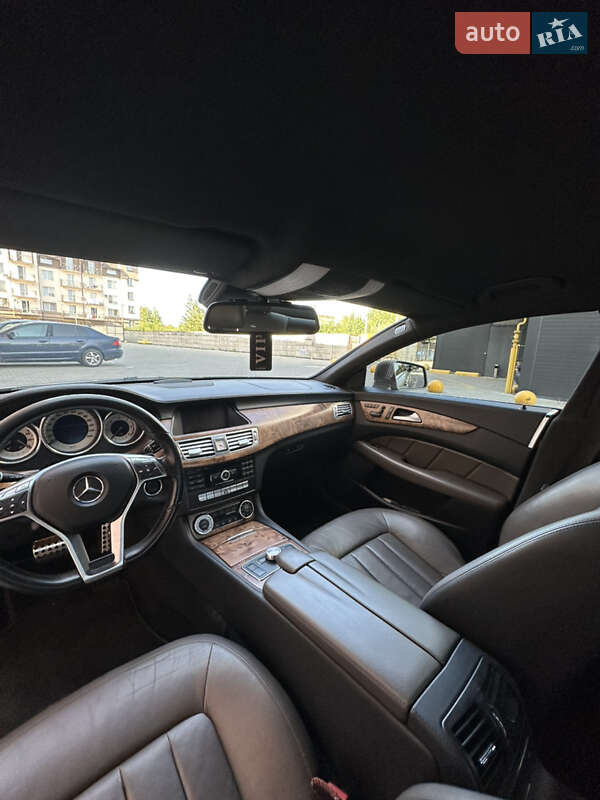 Седан Mercedes-Benz CLS-Class 2010 в Ужгороде