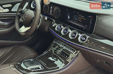 Купе Mercedes-Benz CLS-Class 2018 в 