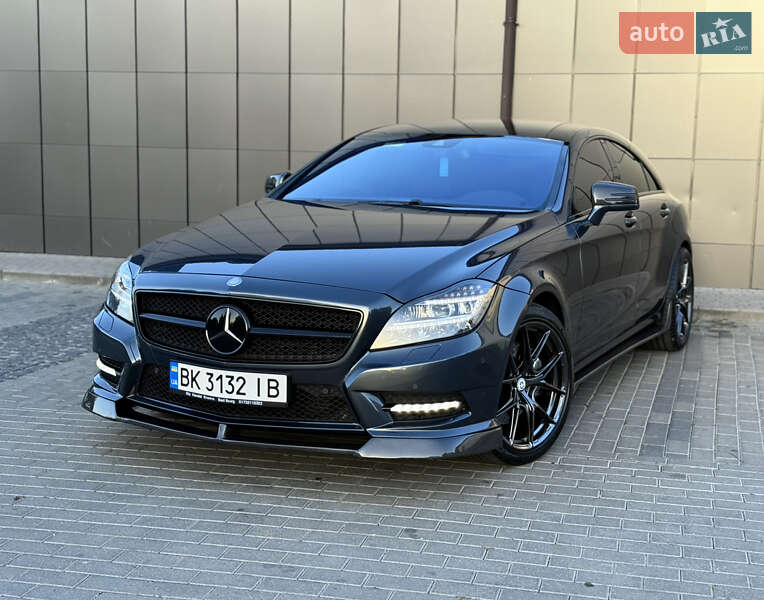 Седан Mercedes-Benz CLS-Class 2014 в Дубні