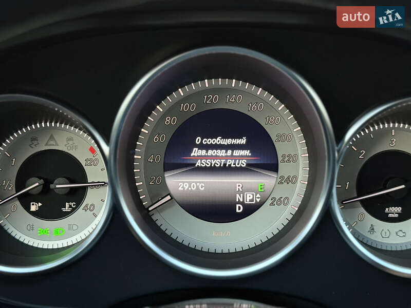Седан Mercedes-Benz CLS-Class 2014 в Дубні