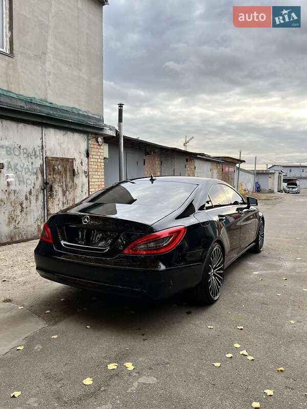 Седан Mercedes-Benz CLS-Class 2013 в Киеве фото 41 Седан Mercedes-Benz CLS-Class 2013 в Киеве