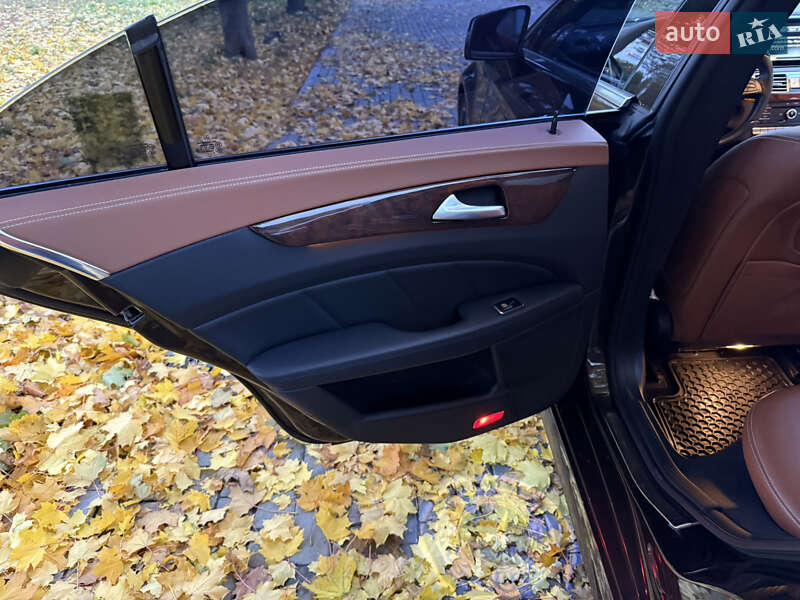 Седан Mercedes-Benz CLS-Class 2015 в Киеве
