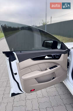 Седан Mercedes-Benz CLS-Class 2012 в 