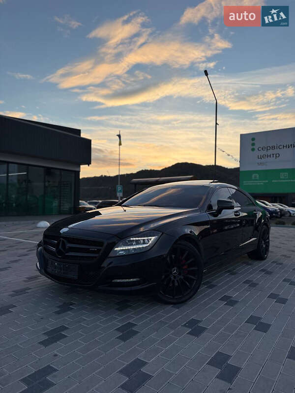 Седан Mercedes-Benz CLS-Class 2011 в Хусте