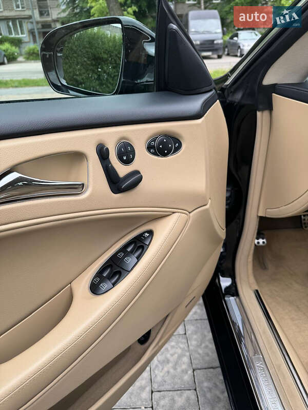 Купе Mercedes-Benz CLS-Class 2009 в Львові