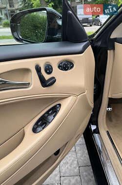 Купе Mercedes-Benz CLS-Class 2009 в 