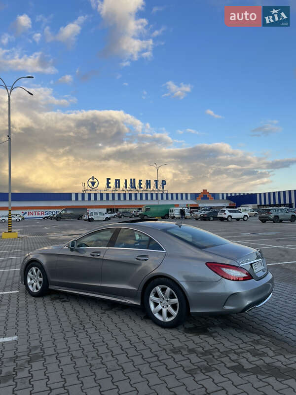 Седан Mercedes-Benz CLS-Class 2015 в Чернівцях