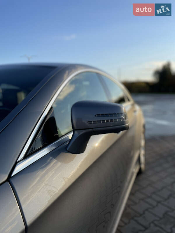 Седан Mercedes-Benz CLS-Class 2015 в Чернівцях