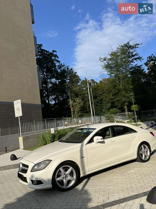 Седан Mercedes-Benz CLS-Class 2011 в Києві фото 2 Седан Mercedes-Benz CLS-Class 2011 в Києві