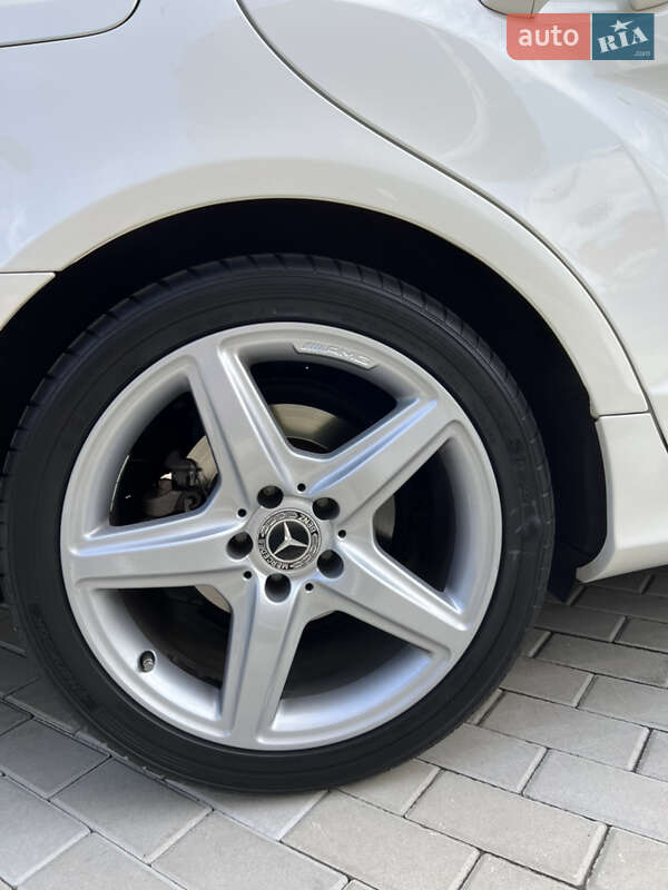 Седан Mercedes-Benz CLS-Class 2011 в Києві фото 20 Седан Mercedes-Benz CLS-Class 2011 в Києві