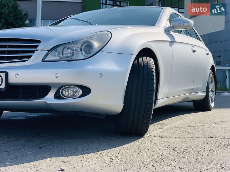 Седан Mercedes-Benz CLS-Class 2007 в Киеве