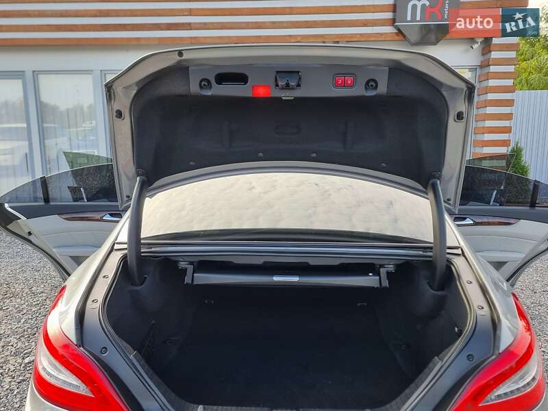 Седан Mercedes-Benz CLS-Class 2014 в Киеве фото 40 Седан Mercedes-Benz CLS-Class 2014 в Киеве