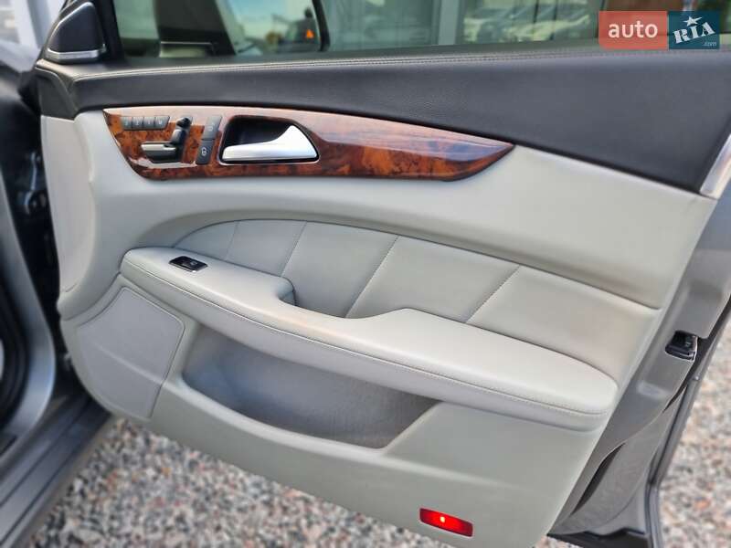 Седан Mercedes-Benz CLS-Class 2014 в Киеве фото 75 Седан Mercedes-Benz CLS-Class 2014 в Киеве