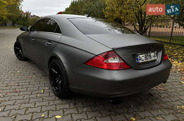 Купе Mercedes-Benz CLS-Class 2005 в  фото 7 Купе Mercedes-Benz CLS-Class 2005 в