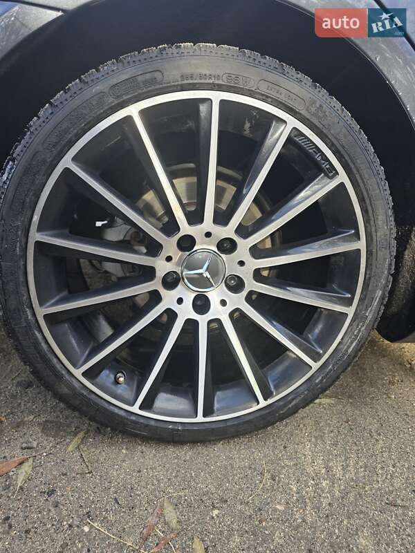 Седан Mercedes-Benz CLS-Class 2014 в Тернополе фото 18 Седан Mercedes-Benz CLS-Class 2014 в Тернополе