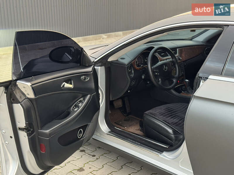 Купе Mercedes-Benz CLS-Class 2005 в Летичіві фото 33 Купе Mercedes-Benz CLS-Class 2005 в Летичіві