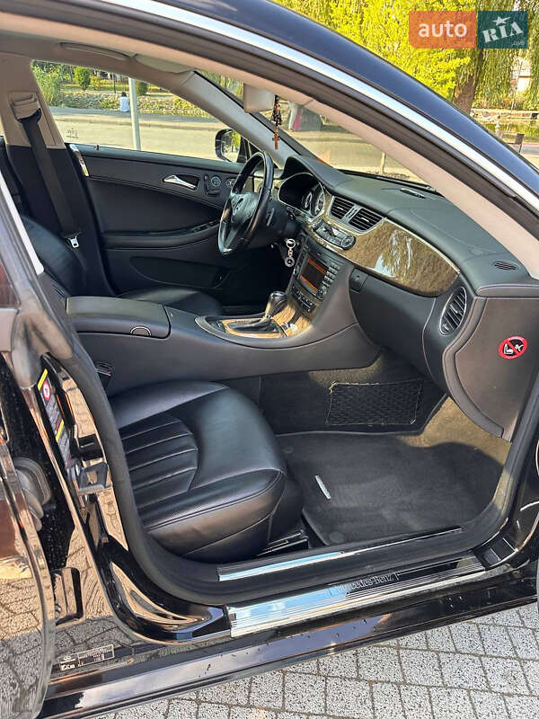 Купе Mercedes-Benz CLS-Class 2010 в Львове фото 15 Купе Mercedes-Benz CLS-Class 2010 в Львове