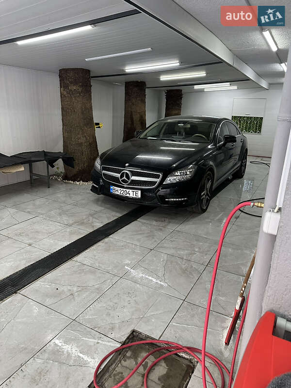 Седан Mercedes-Benz CLS-Class 2012 в Києві