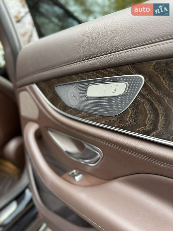 Купе Mercedes-Benz CLS-Class 2018 в Києві фото 13 Купе Mercedes-Benz CLS-Class 2018 в Києві