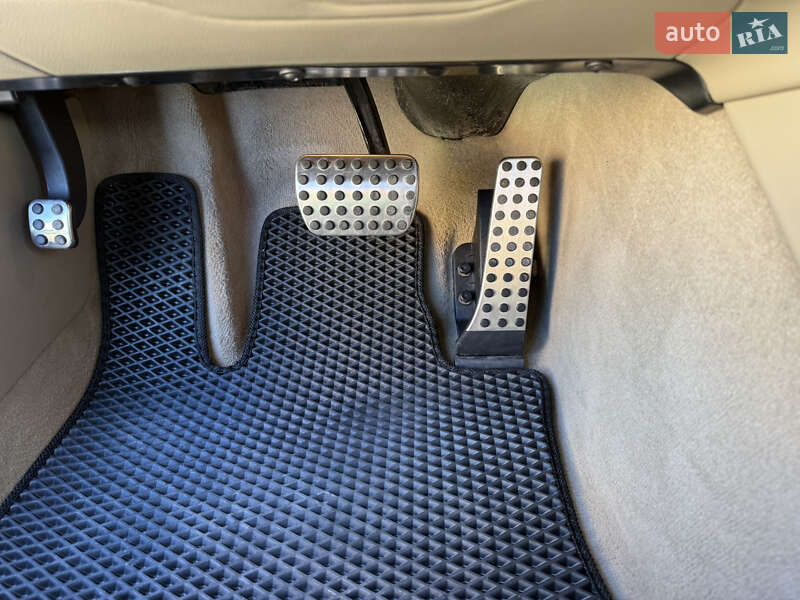 Седан Mercedes-Benz CLS-Class 2014 в Хмельницькому фото 47 Седан Mercedes-Benz CLS-Class 2014 в Хмельницькому