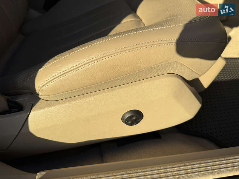 Седан Mercedes-Benz CLS-Class 2014 в Хмельницькому фото 56 Седан Mercedes-Benz CLS-Class 2014 в Хмельницькому