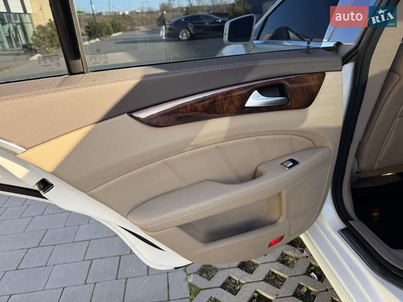 Седан Mercedes-Benz CLS-Class 2014 в Хмельницькому фото 66 Седан Mercedes-Benz CLS-Class 2014 в Хмельницькому