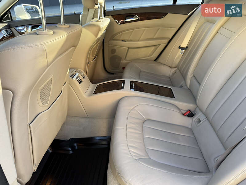 Седан Mercedes-Benz CLS-Class 2014 в Хмельницькому фото 68 Седан Mercedes-Benz CLS-Class 2014 в Хмельницькому