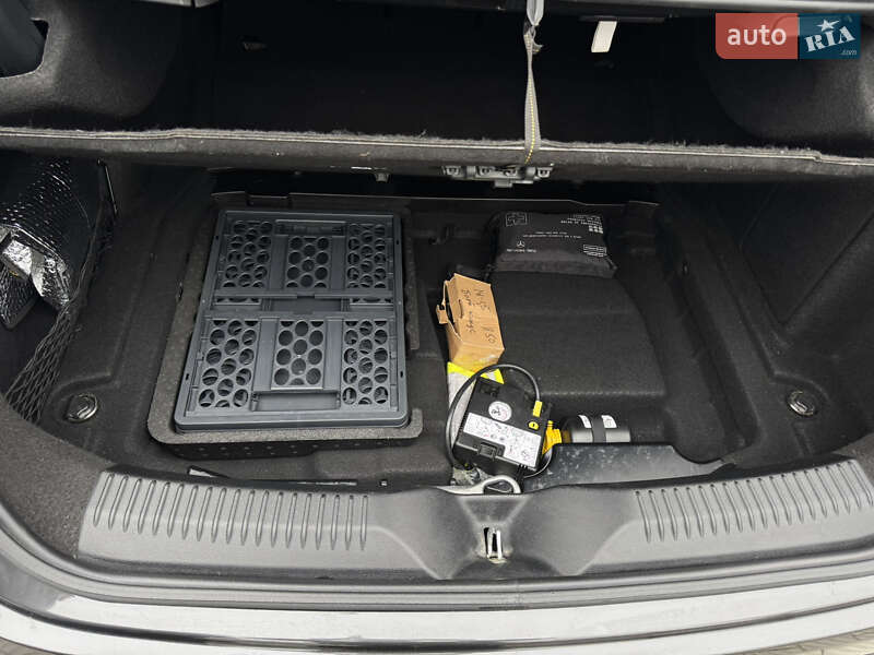 Купе Mercedes-Benz CLS-Class 2018 в Яворові