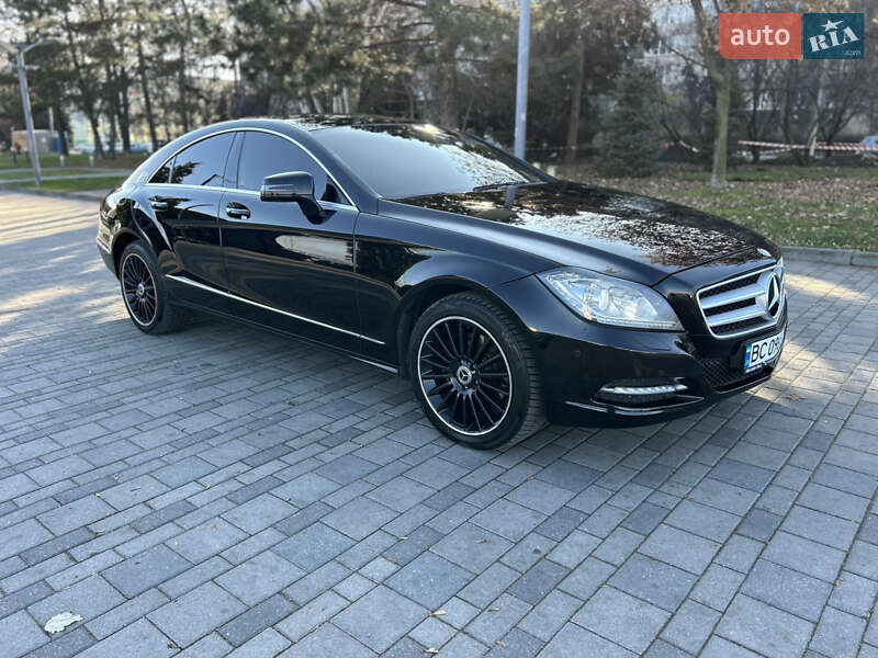 Седан Mercedes-Benz CLS-Class 2012 в Днепре
