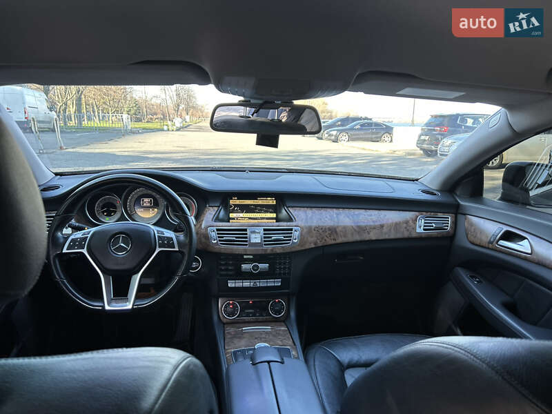 Седан Mercedes-Benz CLS-Class 2012 в Днепре