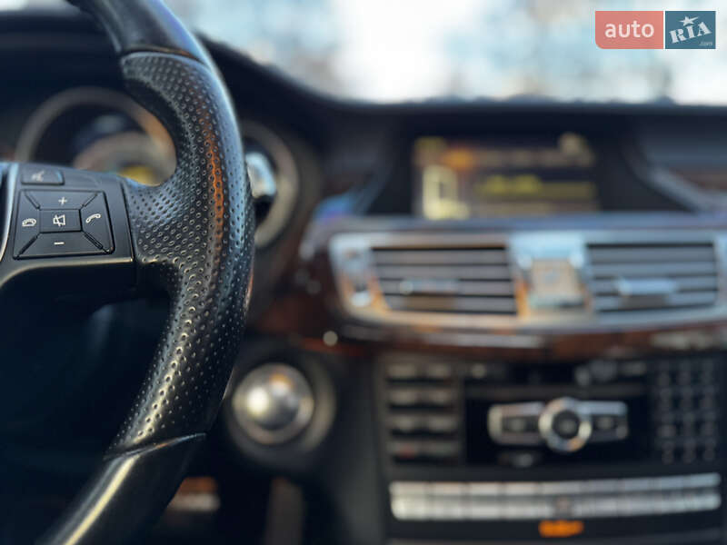 Седан Mercedes-Benz CLS-Class 2012 в Киеве фото 22 Седан Mercedes-Benz CLS-Class 2012 в Киеве