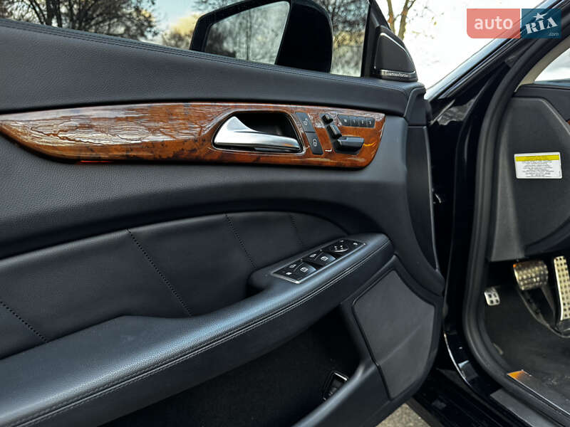 Седан Mercedes-Benz CLS-Class 2012 в Киеве фото 28 Седан Mercedes-Benz CLS-Class 2012 в Киеве