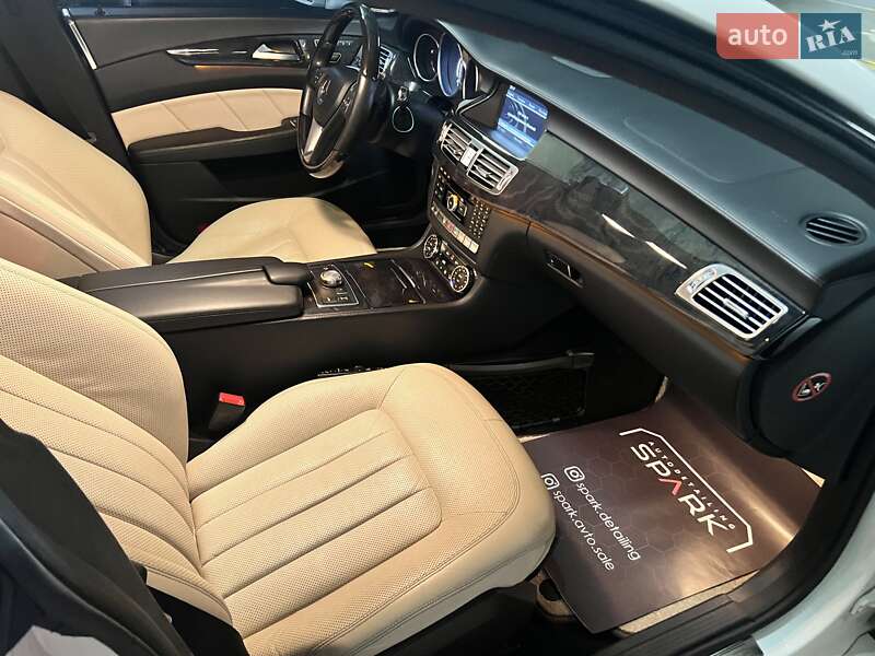 Седан Mercedes-Benz CLS-Class 2011 в Днепре фото 55 Седан Mercedes-Benz CLS-Class 2011 в Днепре