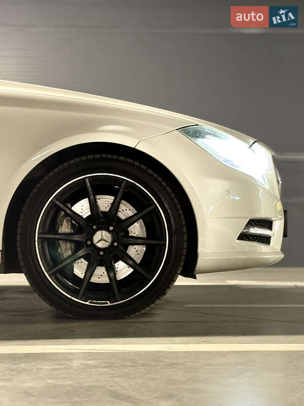 Седан Mercedes-Benz CLS-Class 2012 в Киеве