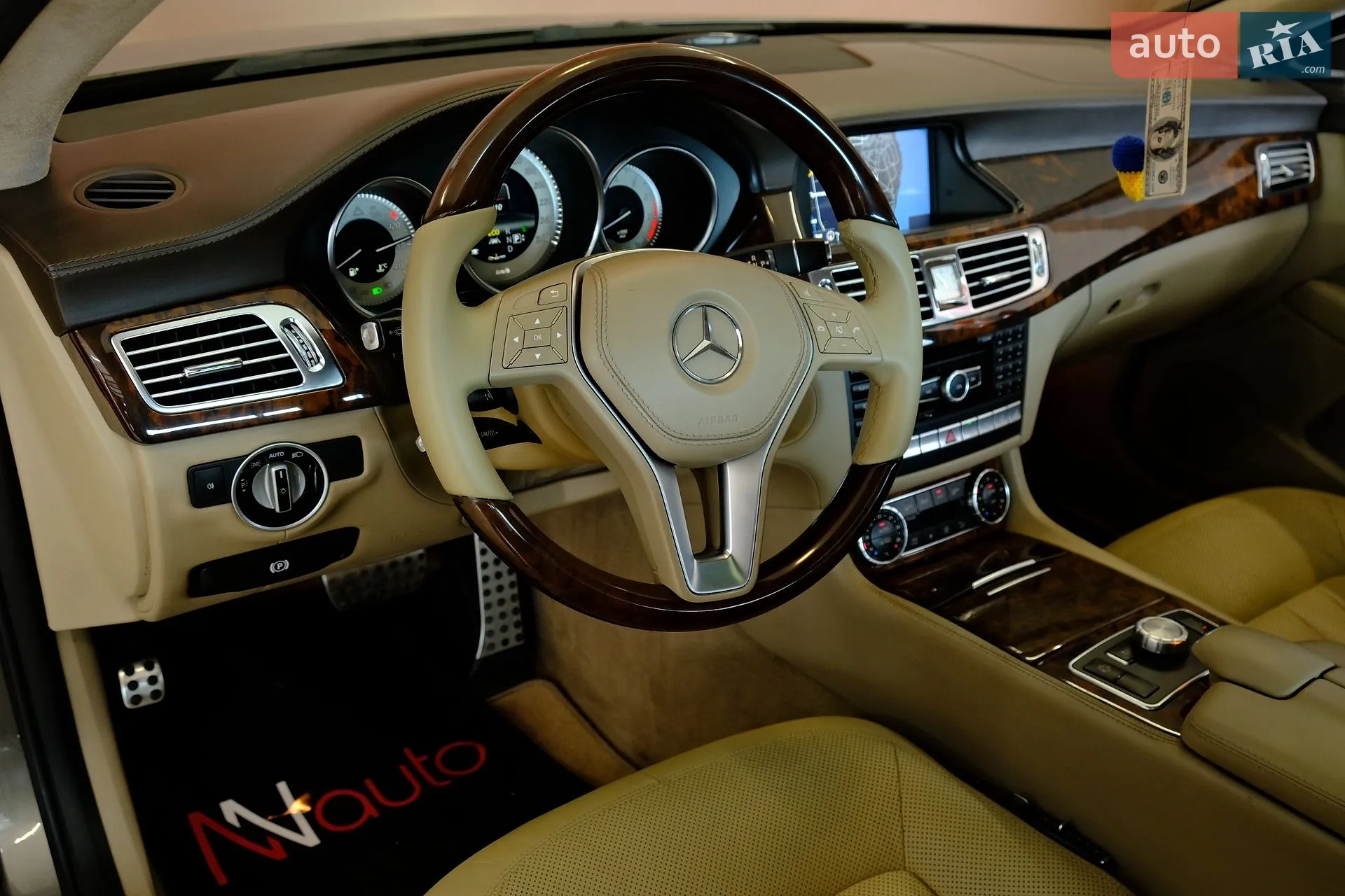 2012 Mercedes-Benz CLS-klasse - мініатюра 27