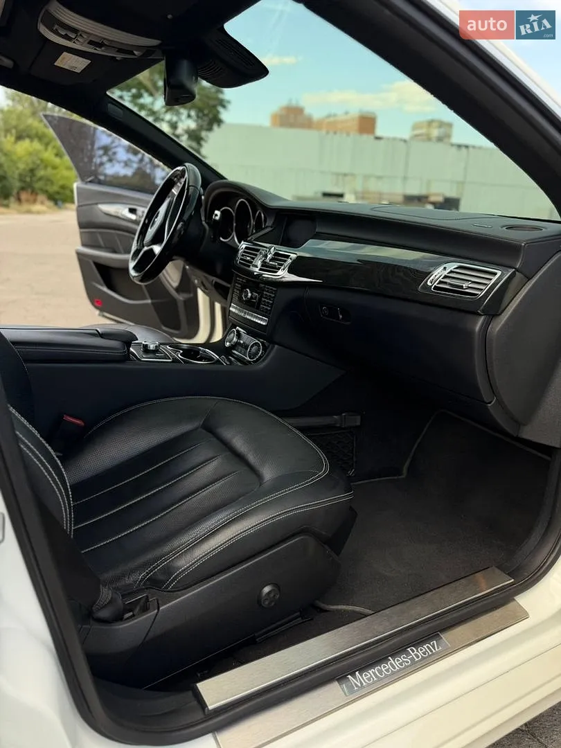 2012 Mercedes-Benz CLS-klasse - мініатюра 46