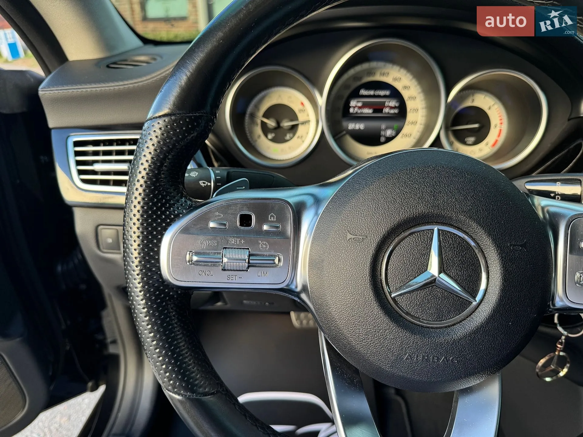 2013 Mercedes-Benz CLS-klasse - мініатюра 40