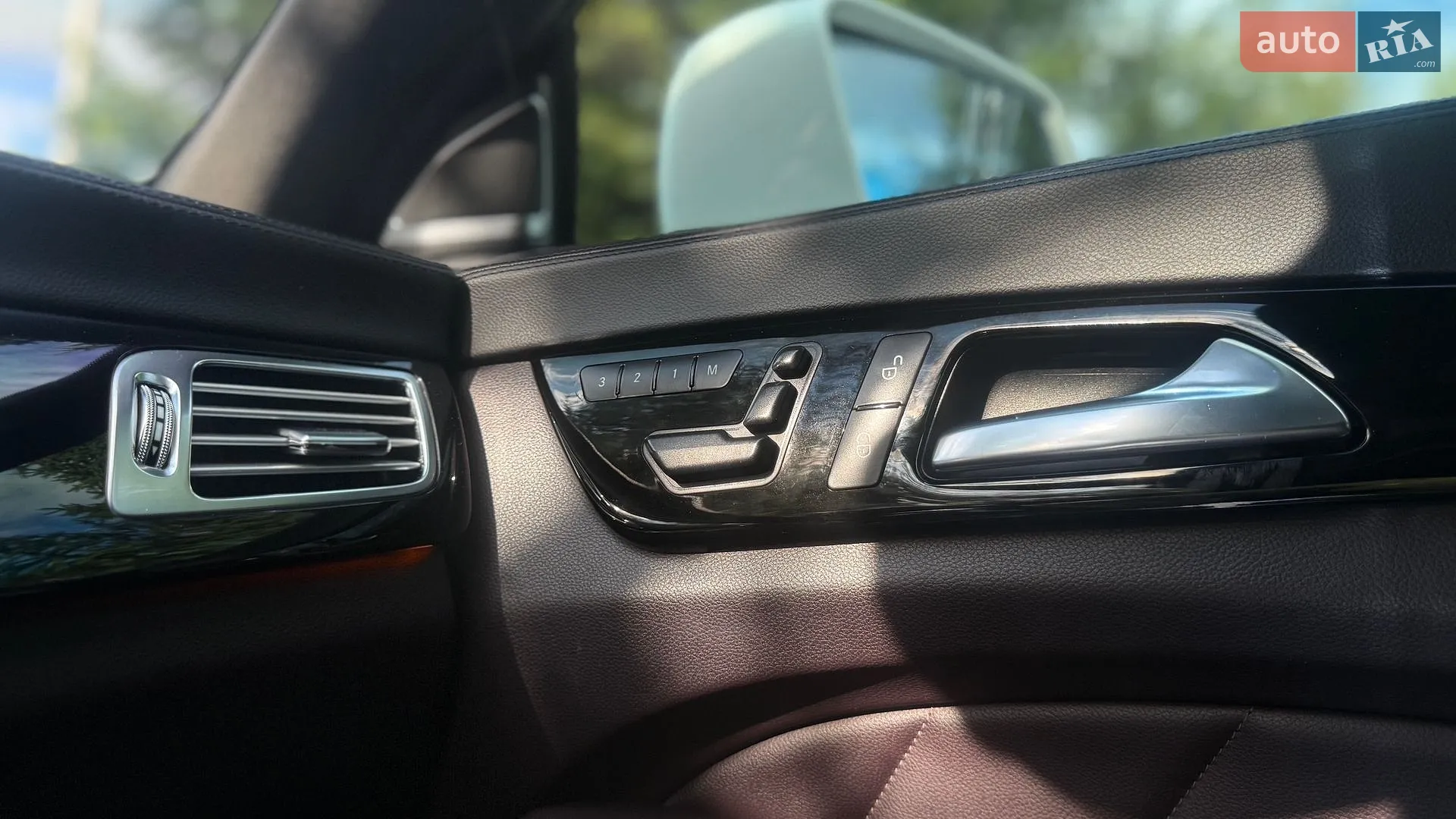 2013 Mercedes-Benz CLS-klasse - мініатюра 23
