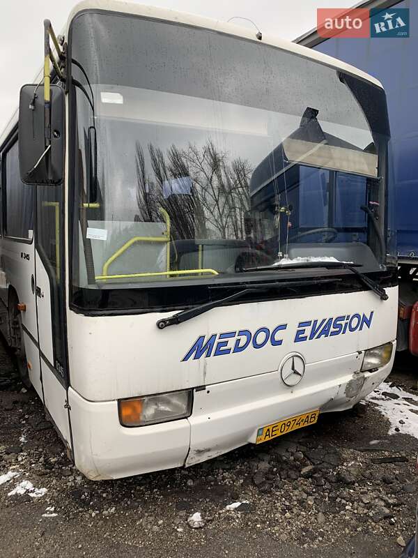 Приміський автобус Mercedes-Benz Conecto 1999 в Дніпрі