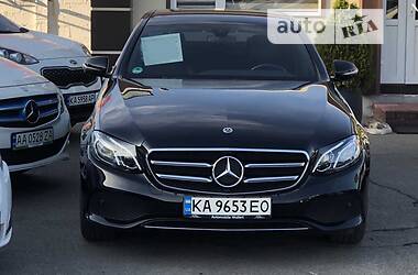 Седан Mercedes-Benz E 200 2018 в Киеве