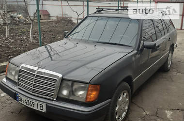 Универсал Mercedes-Benz E 230 1991 в Одессе