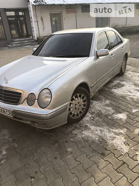 Мерседес 2000 e