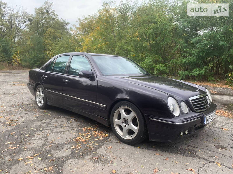 Mercedes-Benz E 280