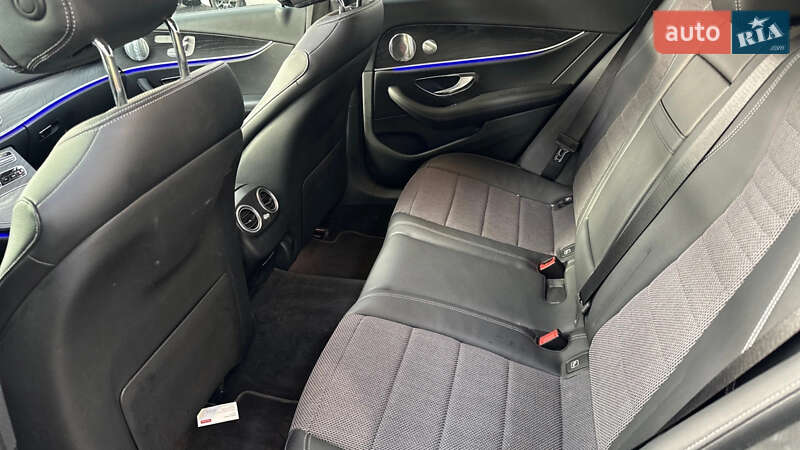 Універсал Mercedes-Benz E-Class All Terrain 2019 в Житомирі фото 16 Універсал Mercedes-Benz E-Class All Terrain 2019 в Житомирі