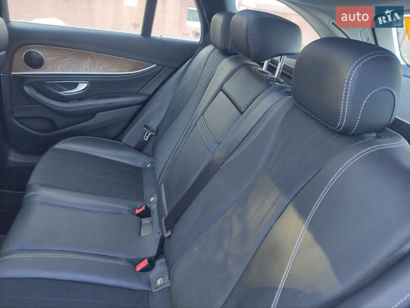 Универсал Mercedes-Benz E-Class All Terrain 2018 в Виннице фото 18 Универсал Mercedes-Benz E-Class All Terrain 2018 в Виннице