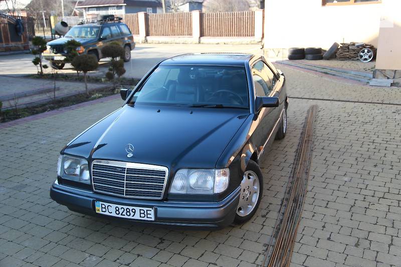 Купе Mercedes-Benz E-Class 1995 в Старом Самборе