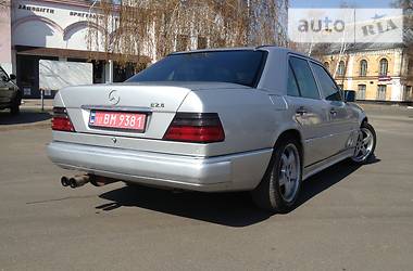 Седан Mercedes-Benz E-Class 1994 в Борисполе